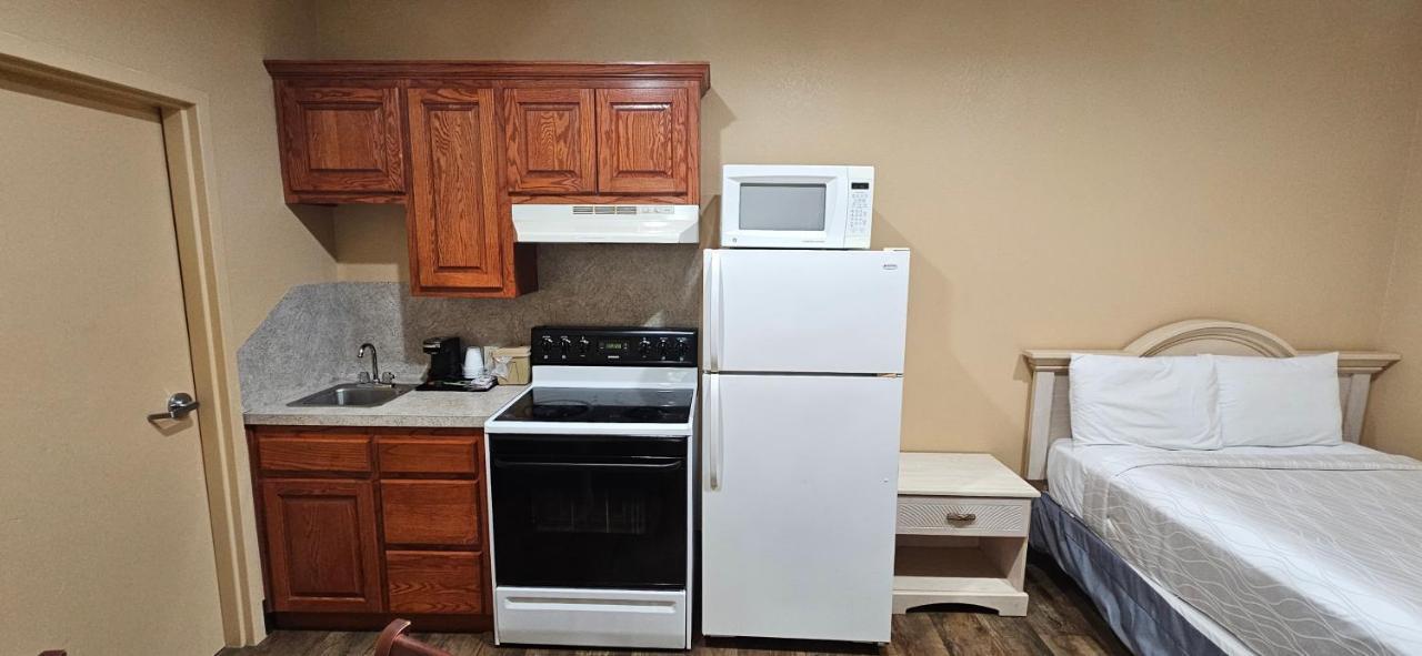 Weston Inn & Suites Rusk Extérieur photo