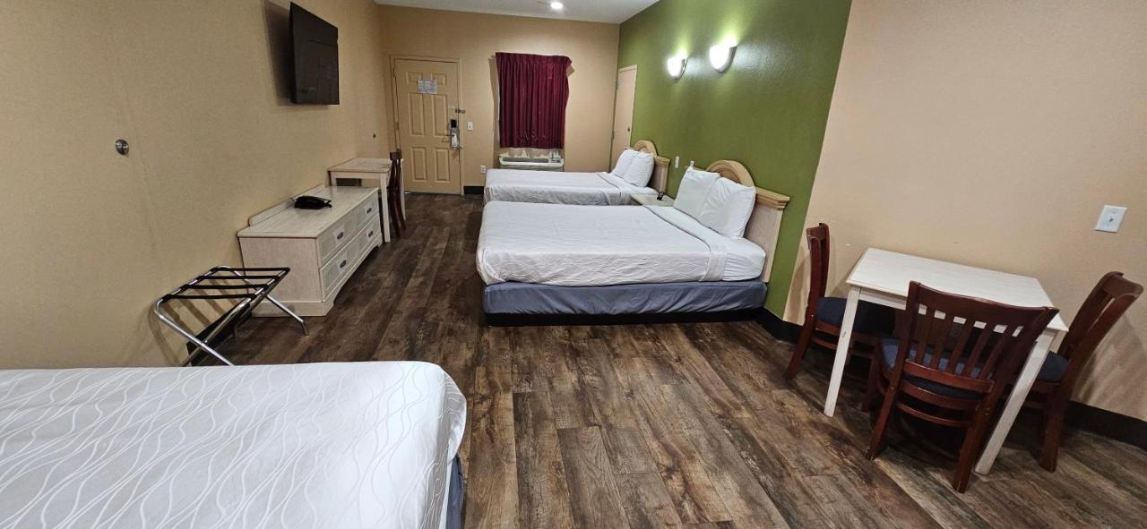 Weston Inn & Suites Rusk Extérieur photo