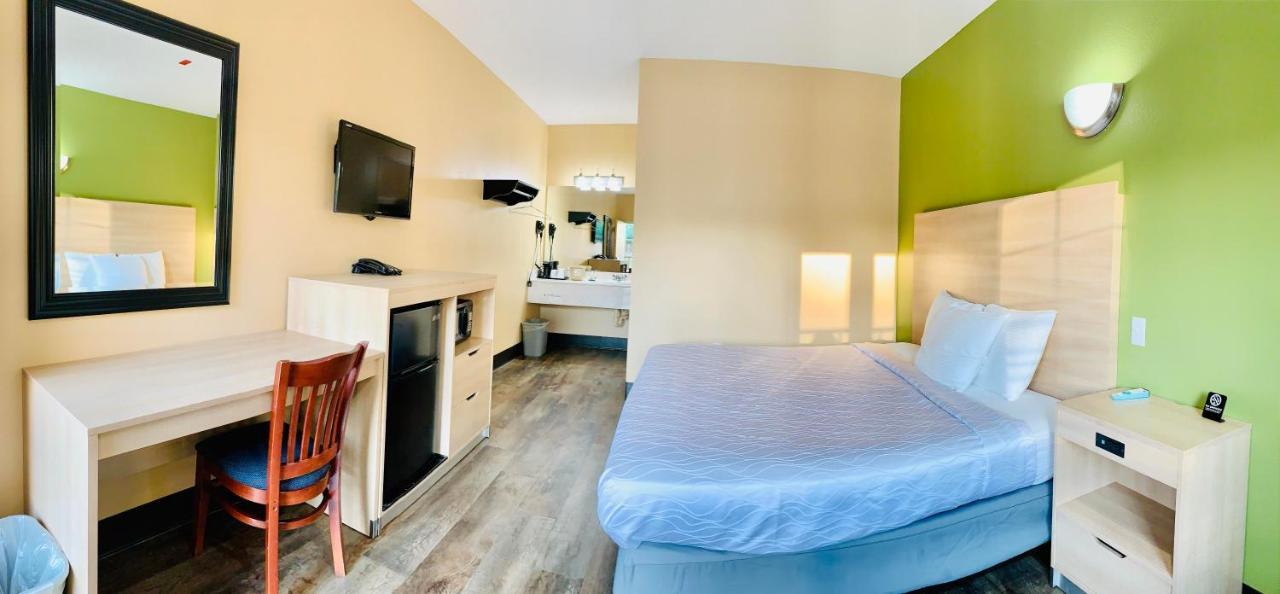 Weston Inn & Suites Rusk Extérieur photo