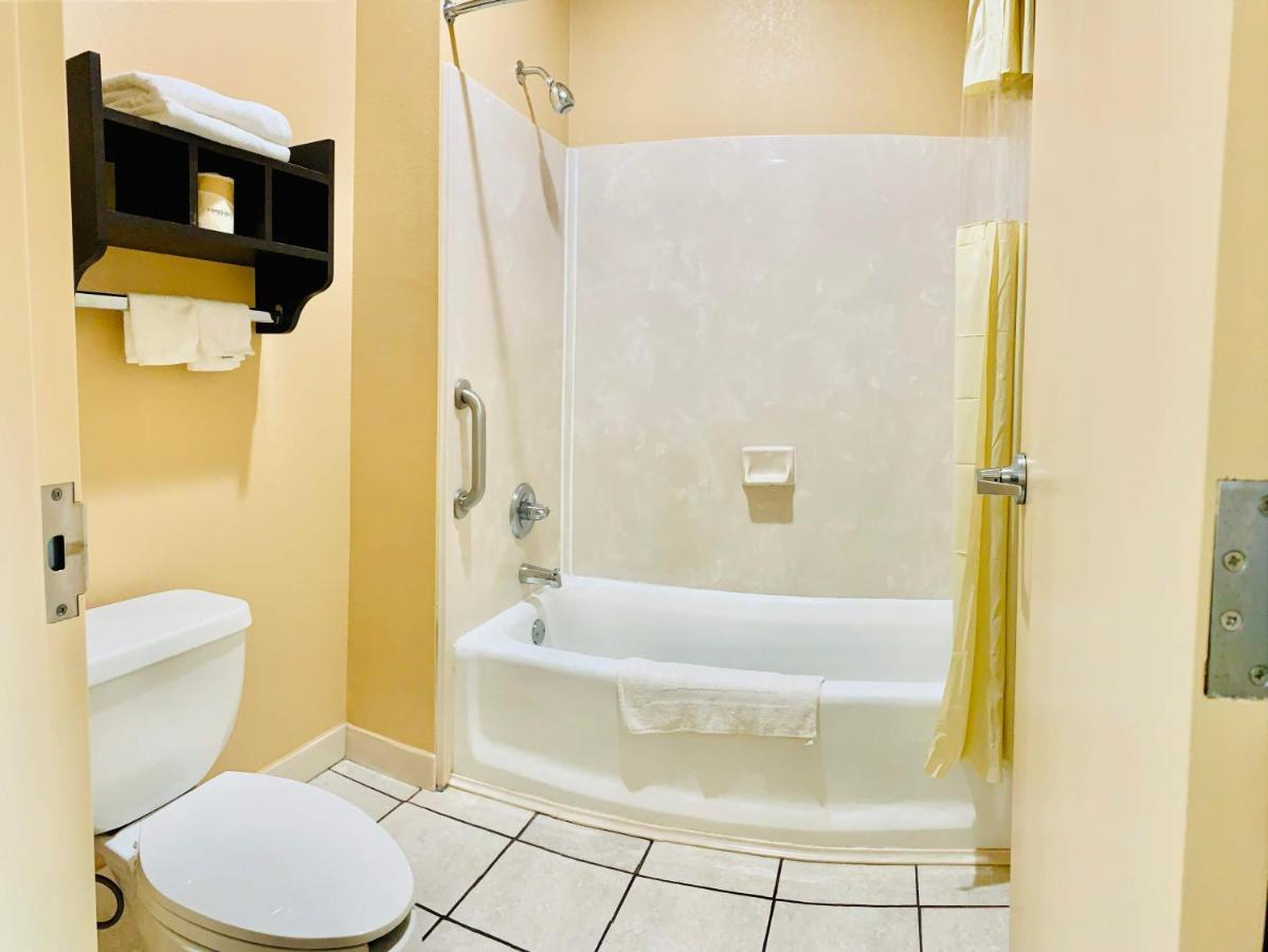 Weston Inn & Suites Rusk Extérieur photo