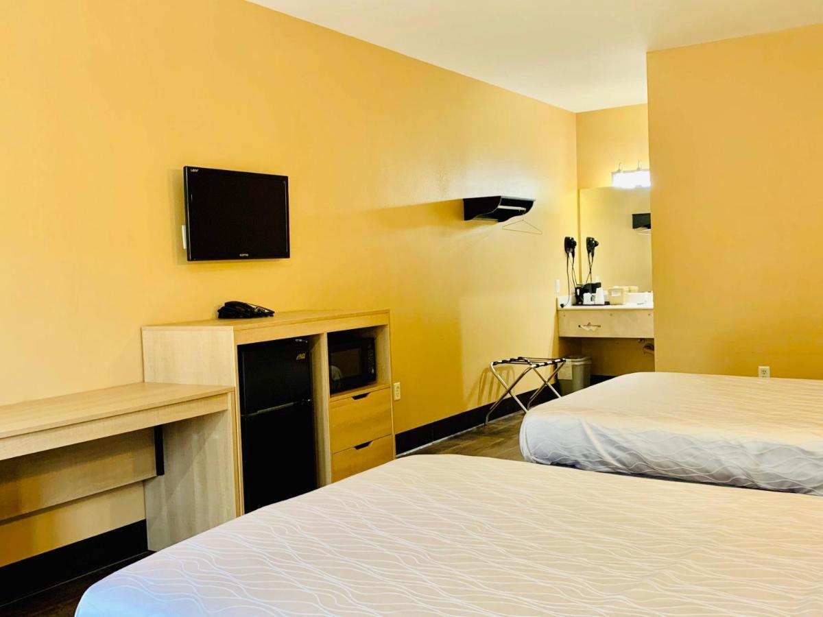 Weston Inn & Suites Rusk Extérieur photo