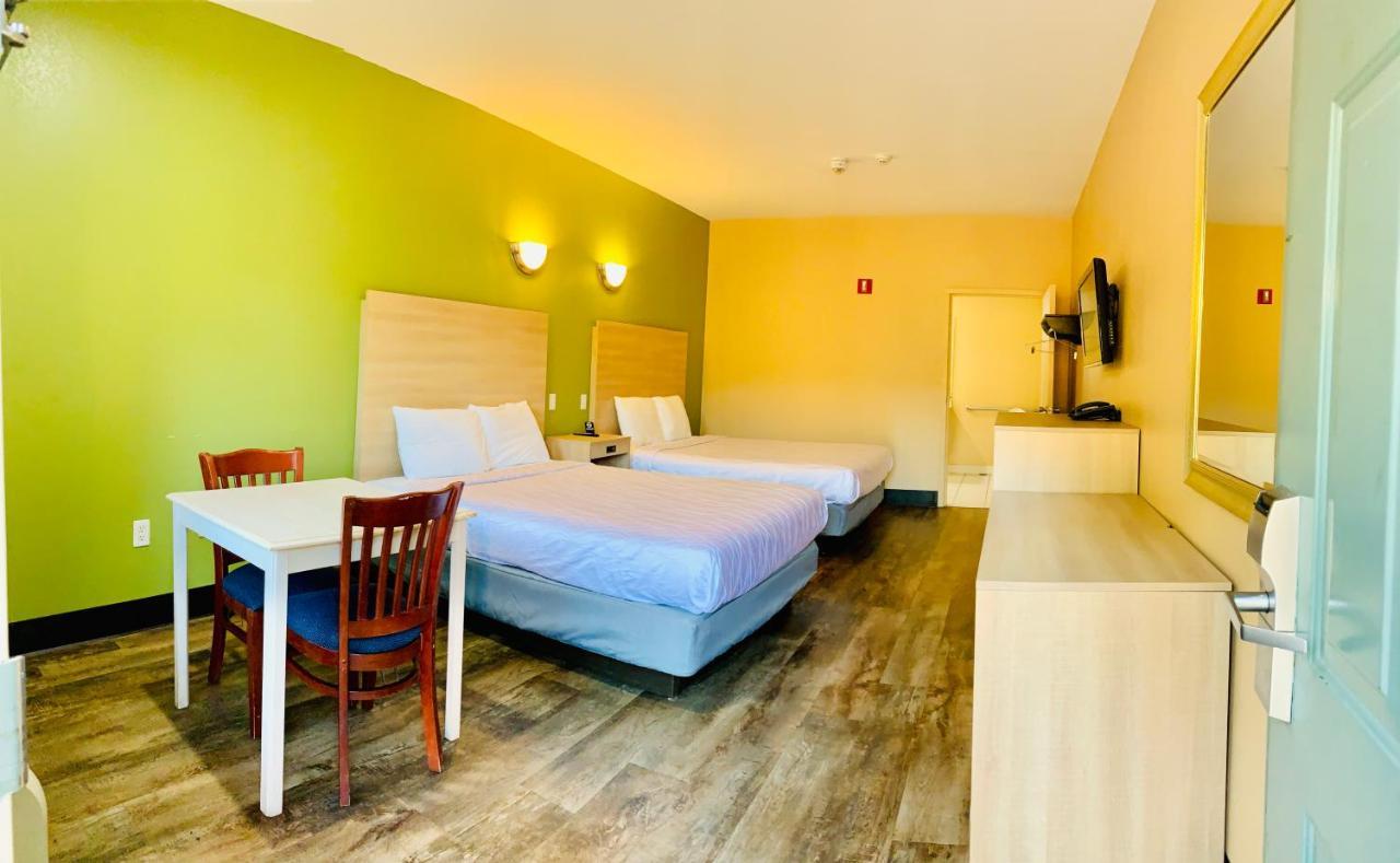 Weston Inn & Suites Rusk Extérieur photo