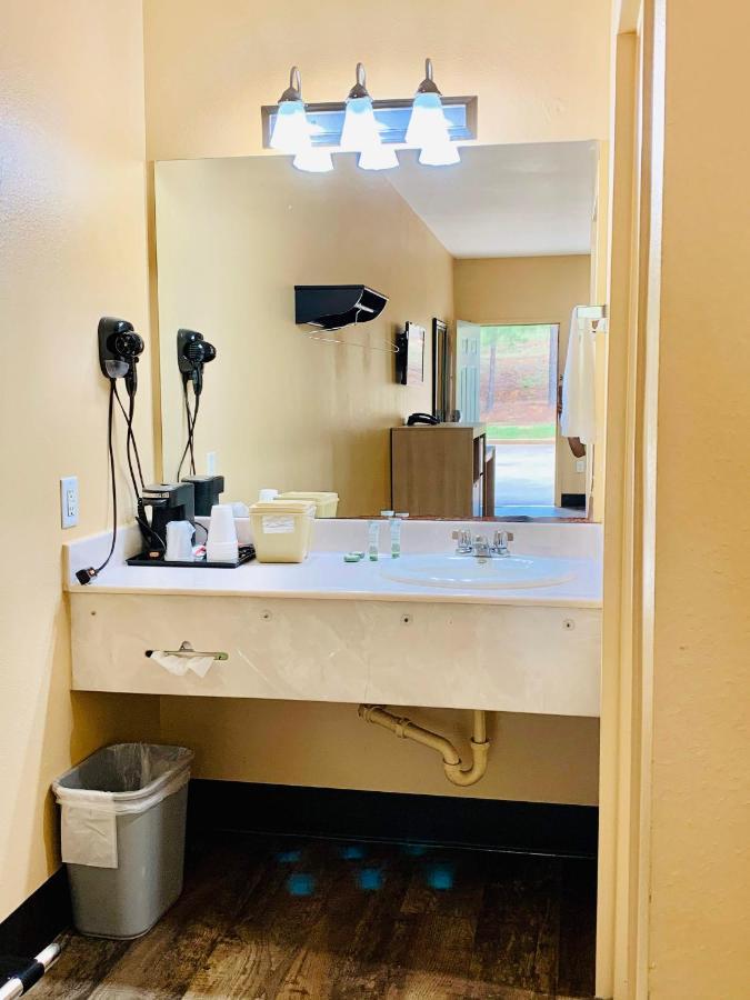 Weston Inn & Suites Rusk Extérieur photo