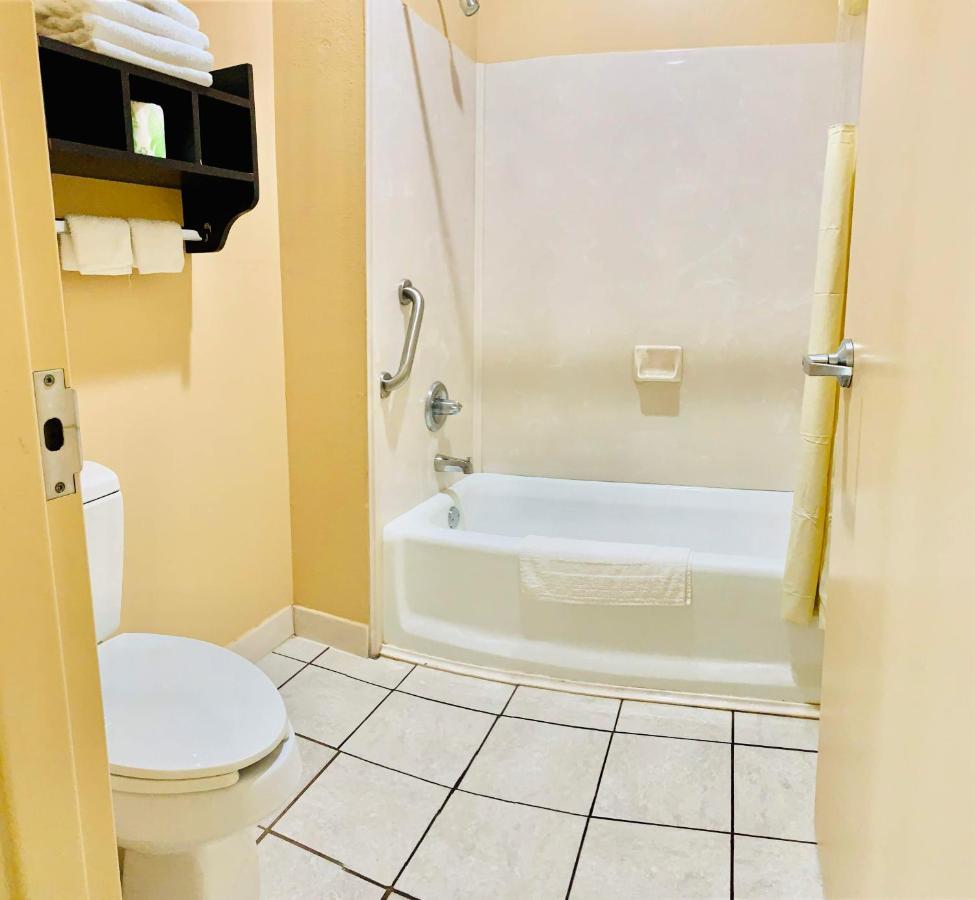 Weston Inn & Suites Rusk Extérieur photo