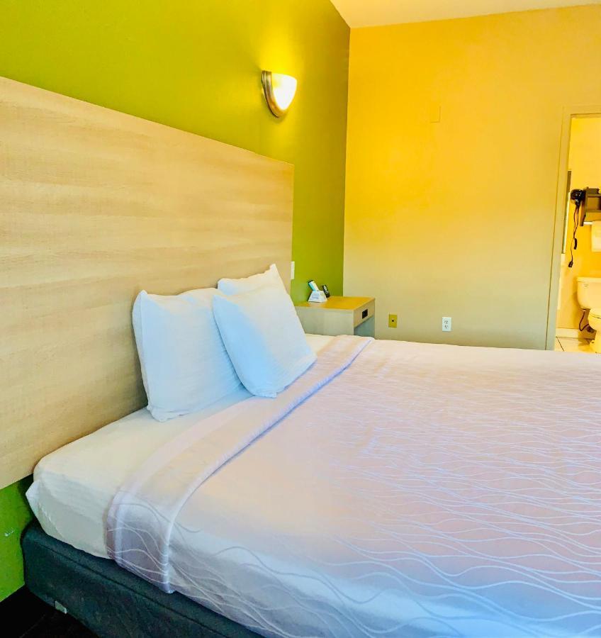 Weston Inn & Suites Rusk Extérieur photo